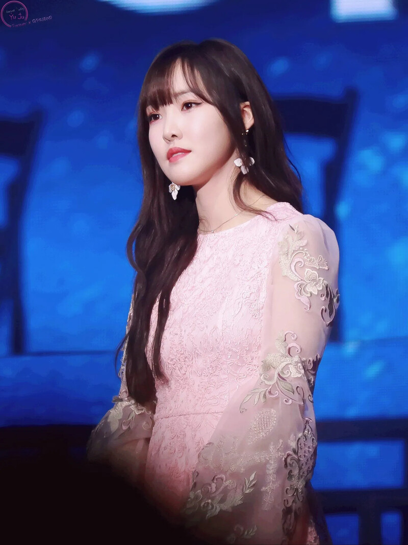 I_GFRIEND-D2wGL7JVYAEEZJF-20190328-09-13.jpg