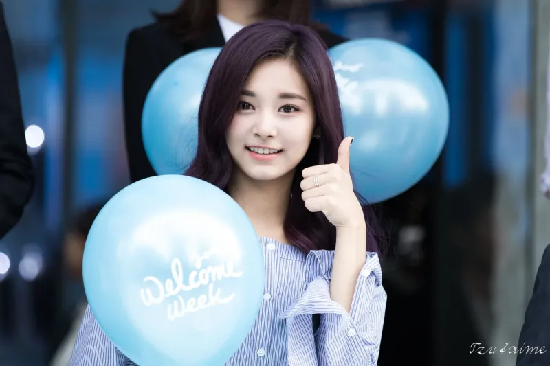 Tzuyu546.jpg