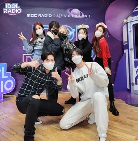 220221 Idol Radio Twitter update with APINK & MONSTA X Hyungwon, Joohoney