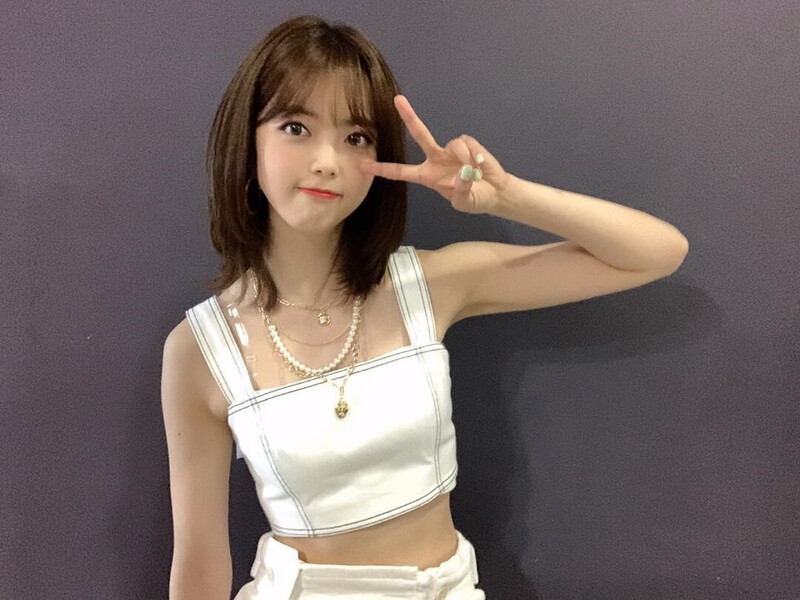 200623 Suyeon Instagram update documents 1