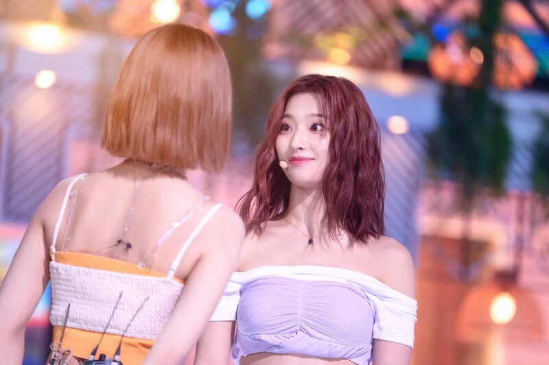 220703 fromis_9 - 'Stay This Way' at Inkigayo documents 14
