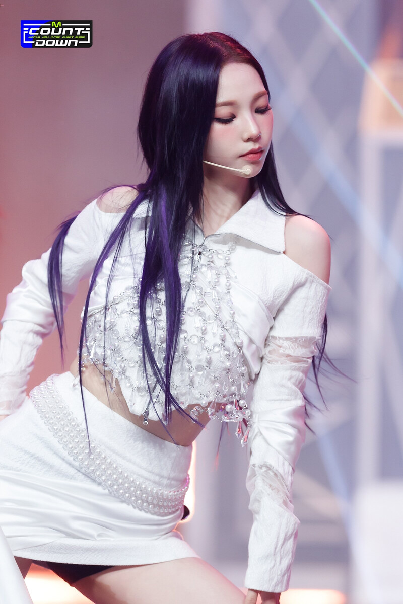 220714 aespa - 'Girls' at M Countdown documents 2