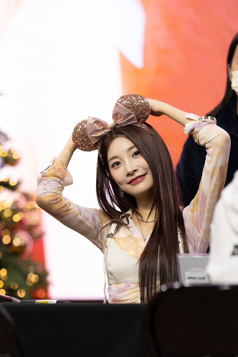 221118 WOOAH MINSEO at fansign event documents 3