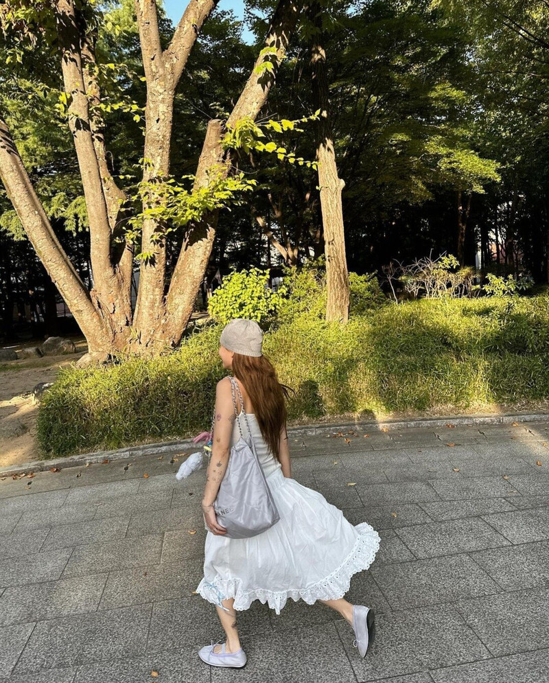 230907 Jimin Instagram update documents 6