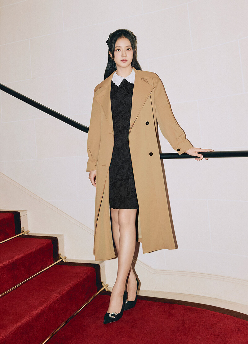 BLACKPINK's Jisoo for IT MICHAA 2021 Fall Campaign documents 8