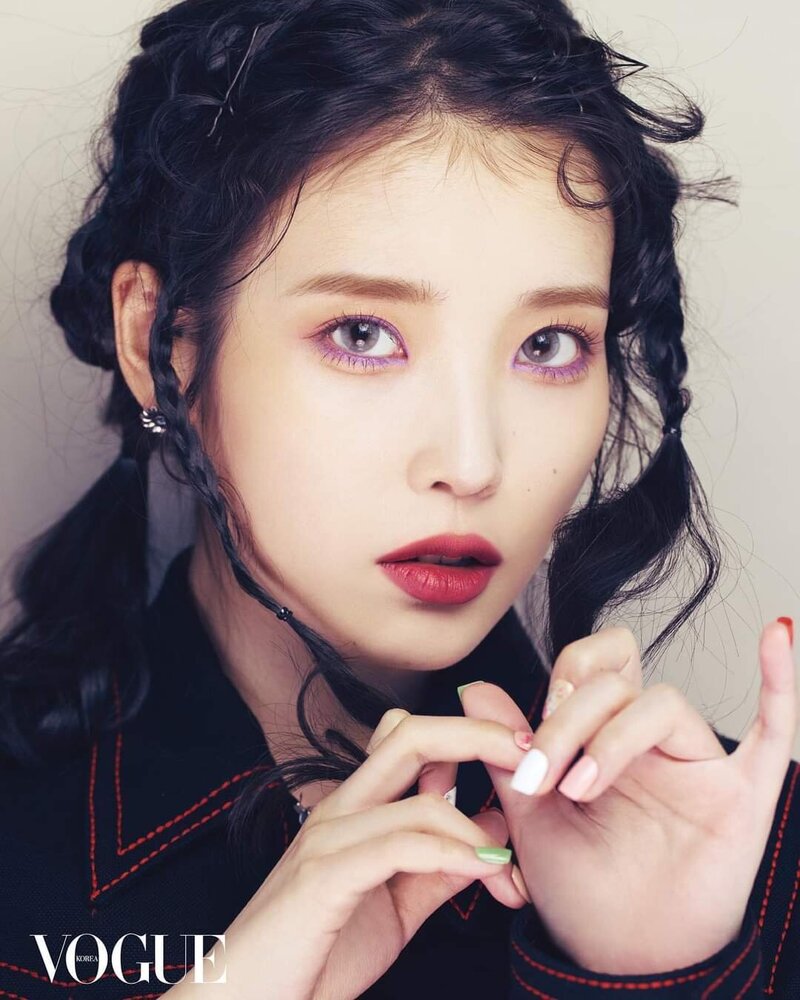 IU x Gucci for Vogue Korea Magazine May 2022 Issue documents 4