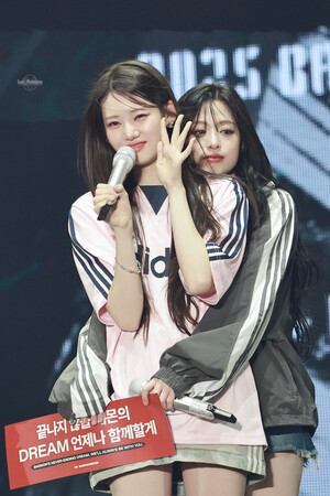 250126 RORA, AHYEON at < HELLO MONSTERS > in Seoul  DAY 2