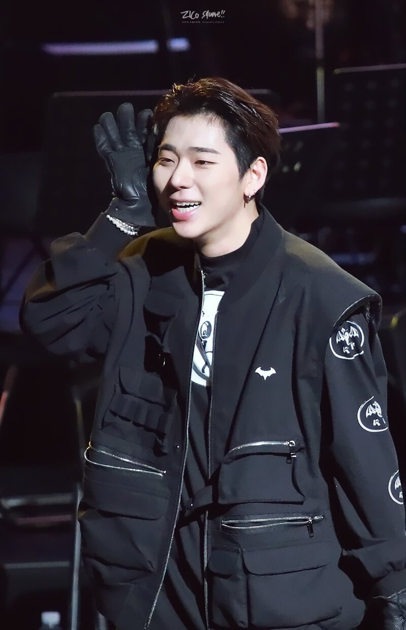 221214 Block B Zico at Marine Corps 2022 28th Year End Concert documents 4