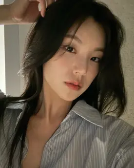 240823 - YEJI Instagram Update