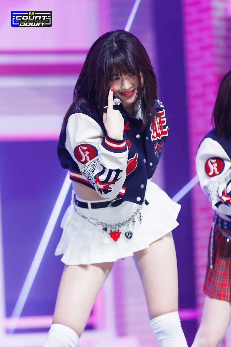 230413 IVE Yujin - 'Kitsch' & 'I AM' at M COUNTDOWN documents 7