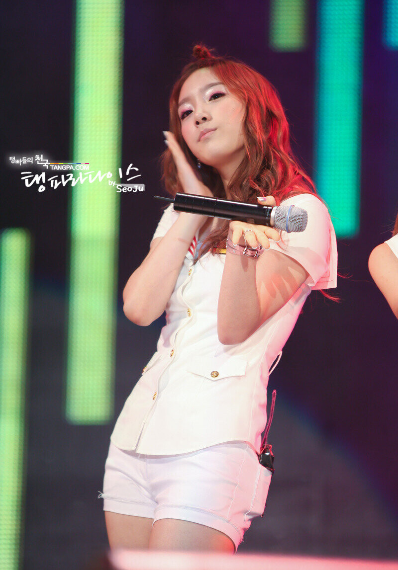 090801 Girls' Generation Taeyeon at High1 Resort Cool Summer Festival documents 6