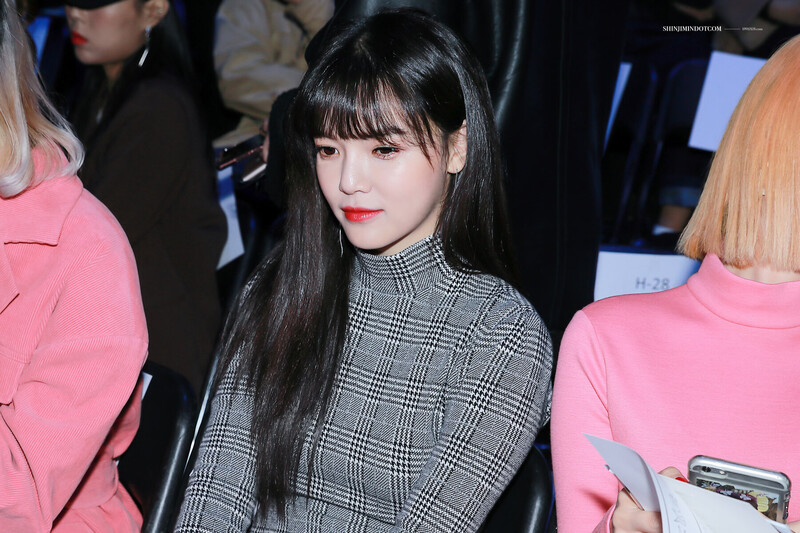 180323 AOA Jimin at HERA Seoul Fashion Week 2018 documents 6