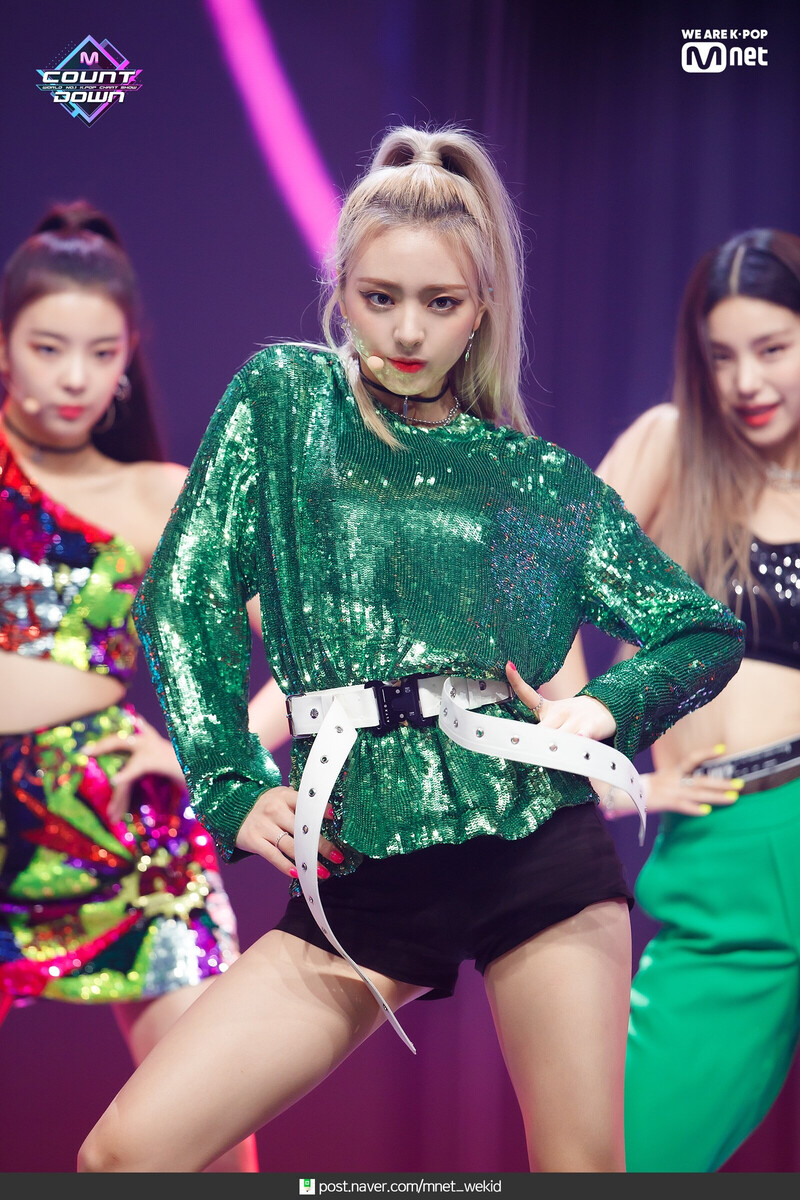 190822 ITZY - 'ICY' at M COUNTDOWN documents 8