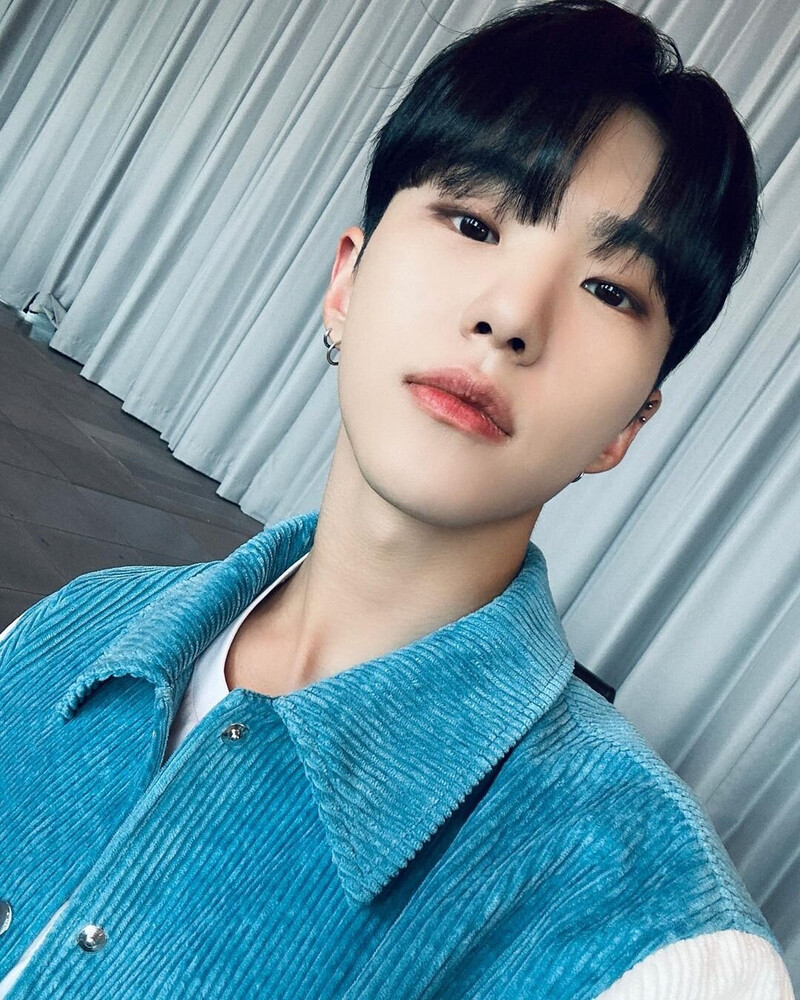 230319 SEVENTEEN Hoshi Instagram Update | kpopping