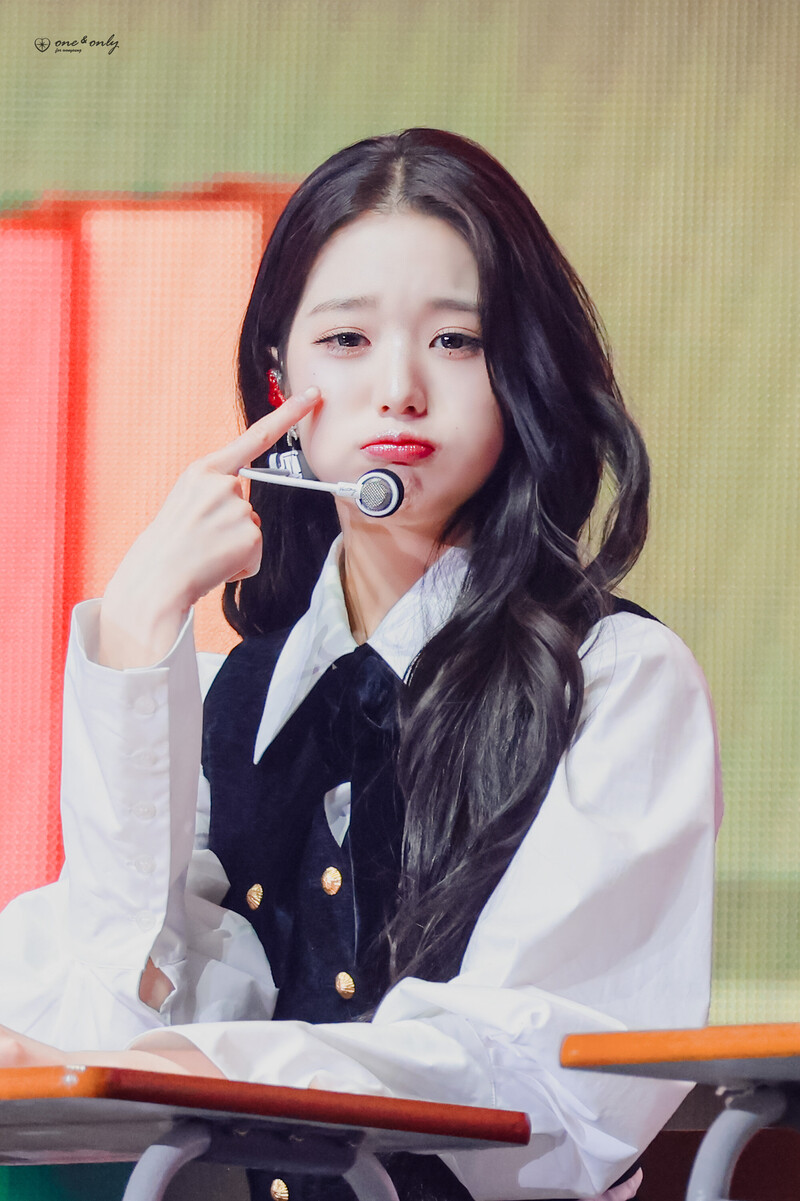 230211 IVE Wonyoung - 'The Prom Queens' Day 1 documents 13