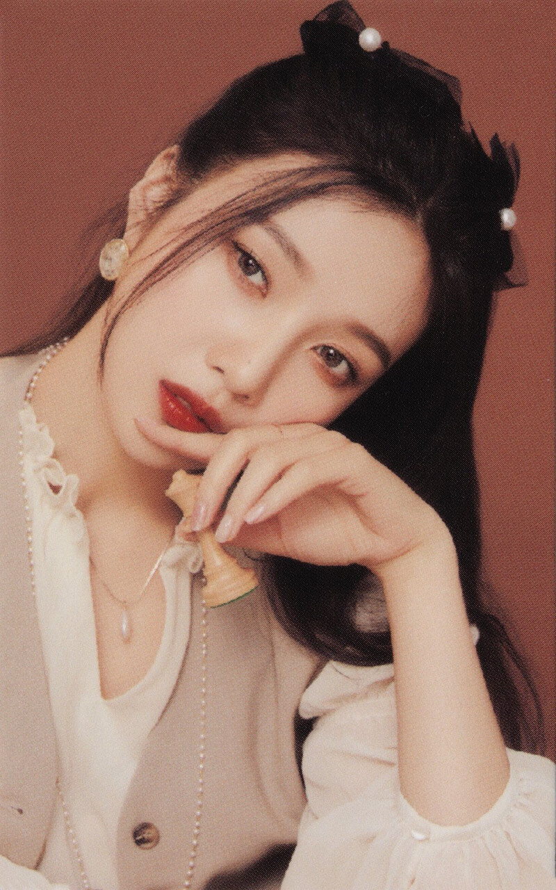 Red Velvet 2022 Season's Greetings (Scans) documents 8