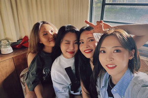 210602 Hwa Sa Instagram Update - MAMAMOO