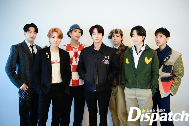 211203 BTS for 'THE ROAD TO JINGLE BALL' Photoshoot by DISPATCH documents 1
