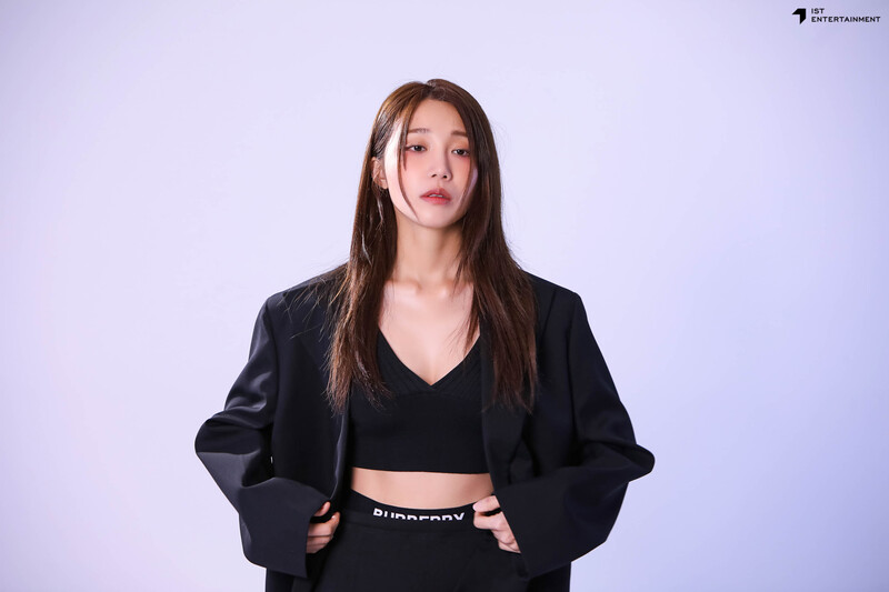 230510 IST Naver post - EUNJI behind the scenes for Cosmopolitan Magazine - May 2023 issue documents 7