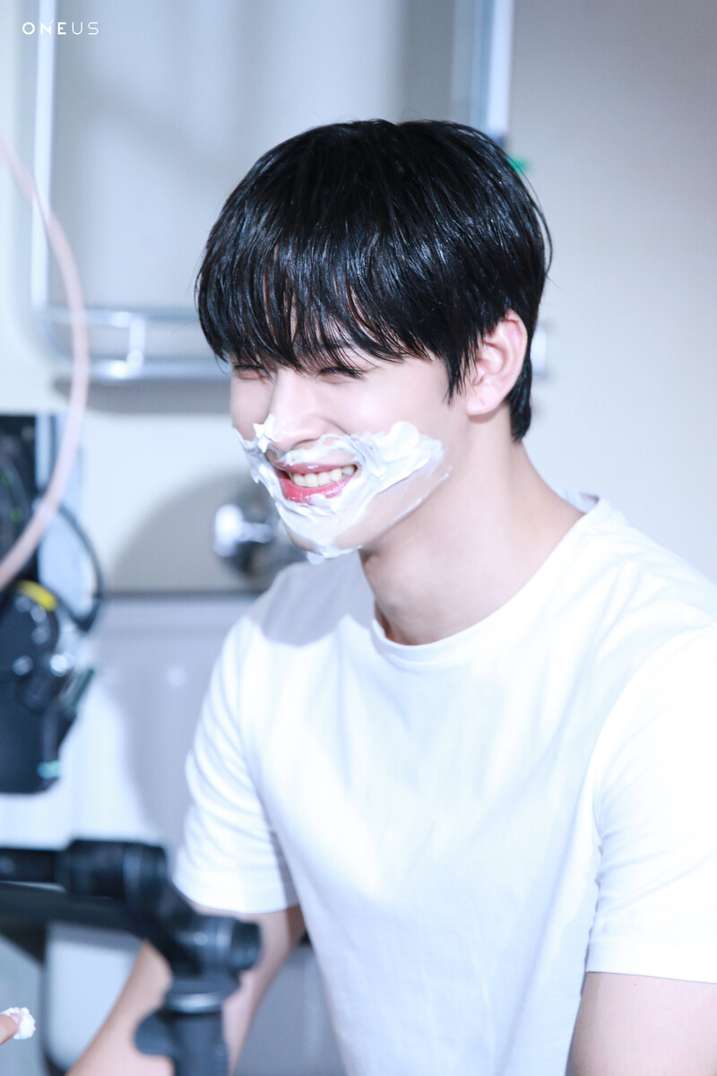 ONEUS Magazine EP.59 "MALUS" Visual Film Behind (Leedo) documents 5