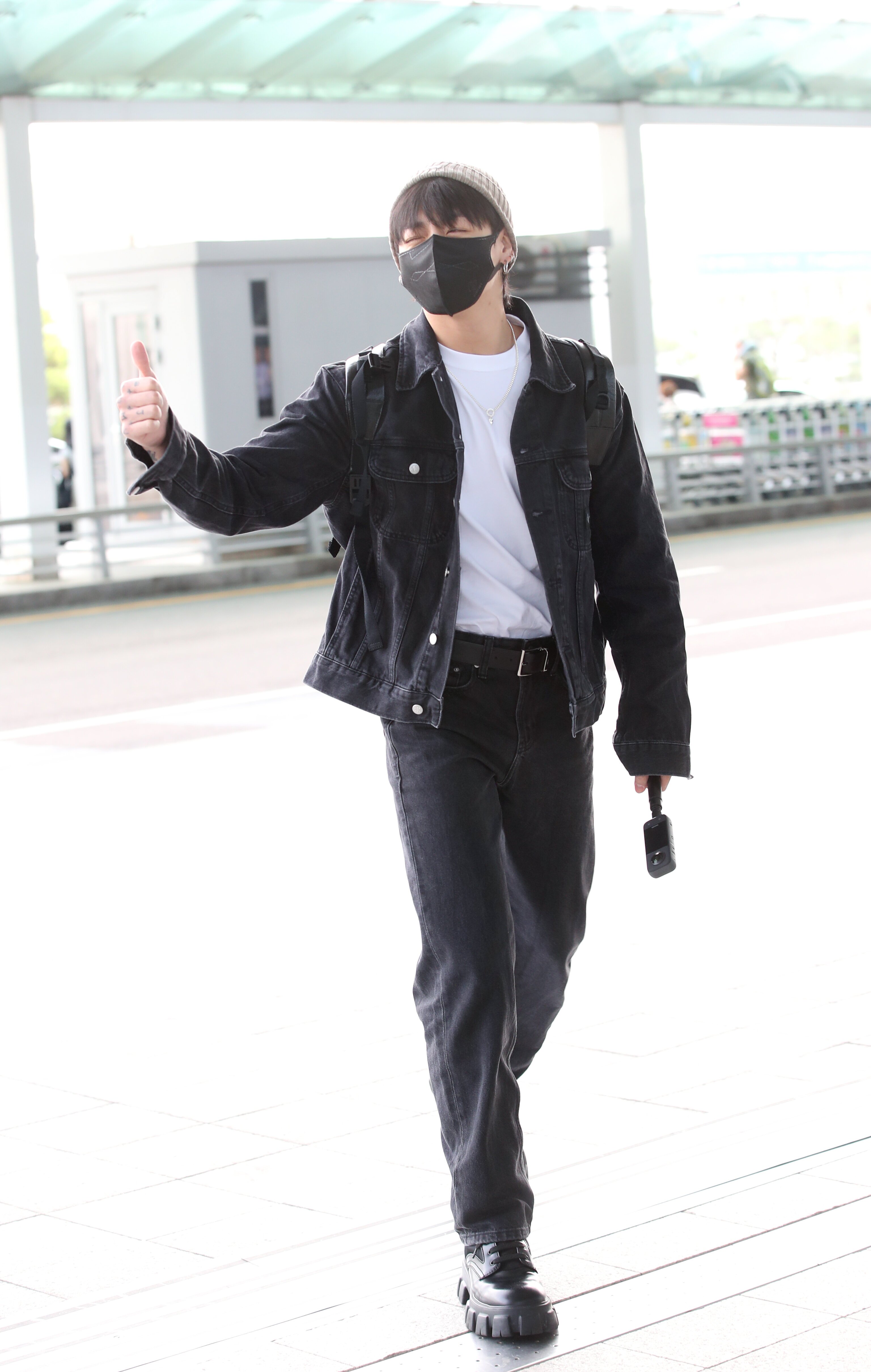 230912 incheon airport jungkook ▷ WHO : #방탄소년단 #정국 ▷ WHERE : incheon  airport ▷ BRAND: Balenciaga . . . . . . . #kimnamjoon #kimseokjin…
