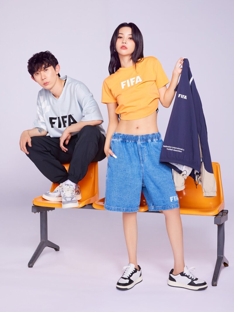 (G)-IDLE SOYEON x WOO x CODE KUNST for FIFA Official Licenced Product Merch documents 4