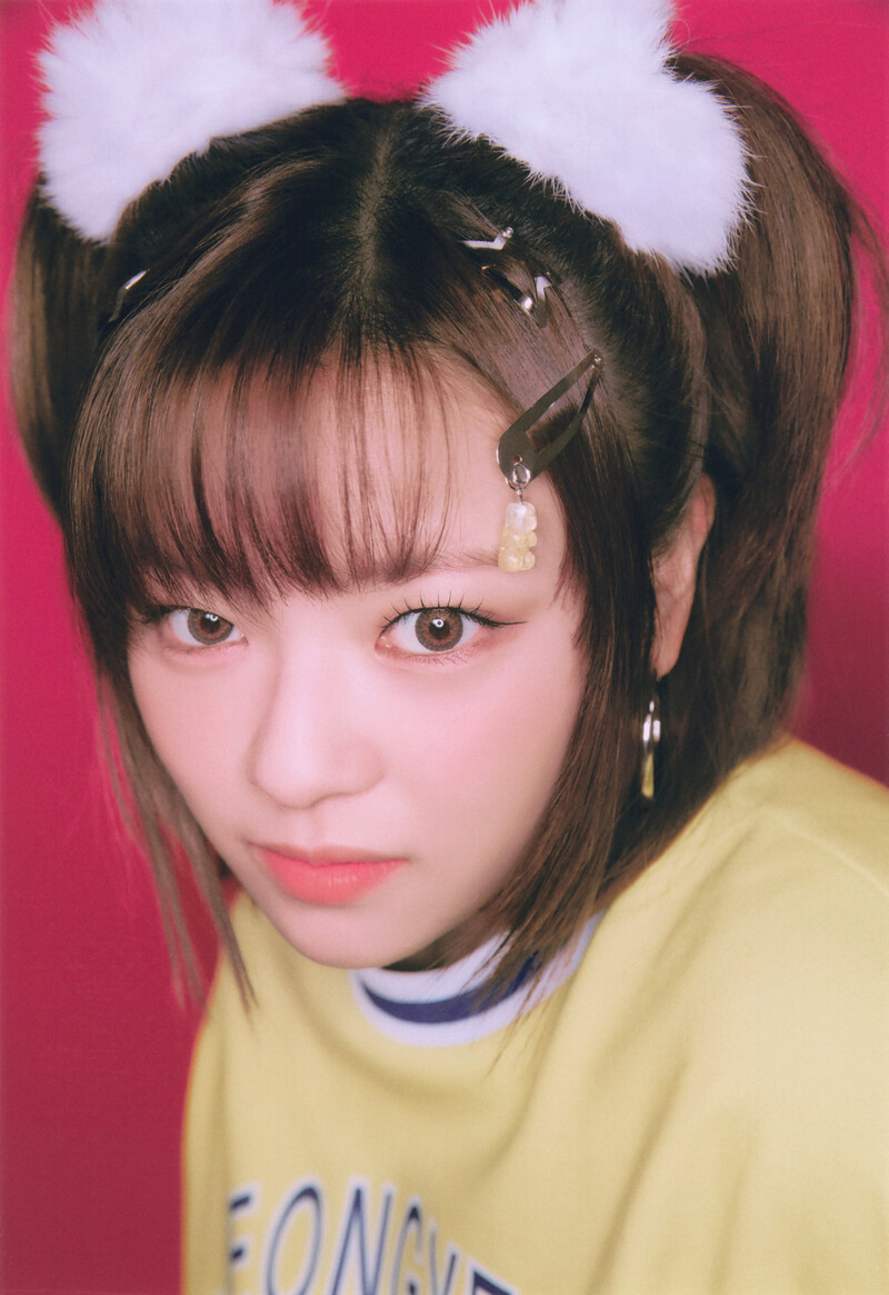 TWICE - Official Fanclub 'ONCE 4th Generation' (Scans) documents 10