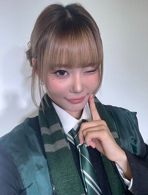 240930 - YOUNG POSSE Members Twitter Update with JIEUN