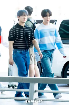 230731 CHANGBIN & LEE KNOW AT THE AIRPORT ON THE WAY TO LOLLAPALOOZA CHICAGO