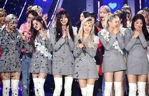 190924 EVERGLOW 1st Win at The Show