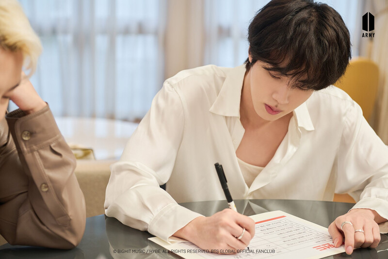 221222 BTS Weverse Update - BTS Investor's Club Behind Cuts documents 2