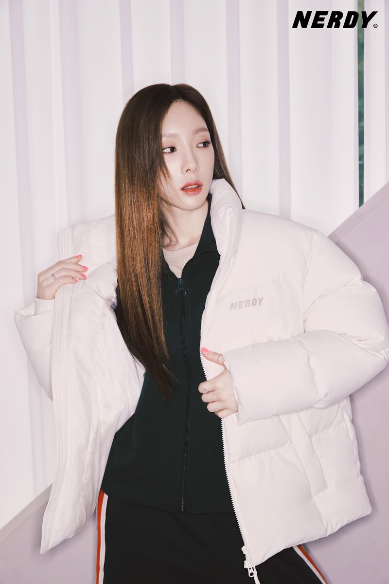 Taeyeon for NERDY 2022 FW Collection documents 5