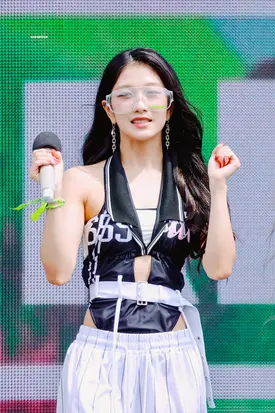 240705 fromis_9 Seoyeon - Waterbomb Festival in Seoul Day 1