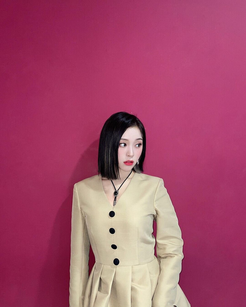 220509 Dreamcatcher Gahyeon Instagram Update documents 2