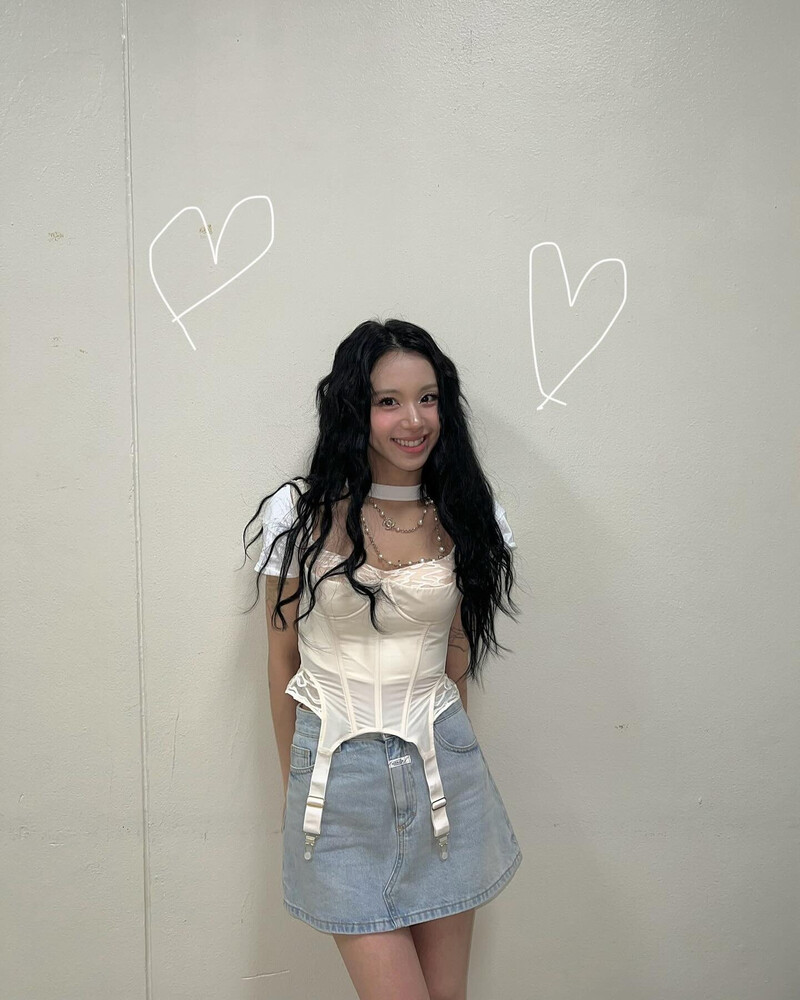 230925 - CHAEYOUNG Instagram Update documents 3
