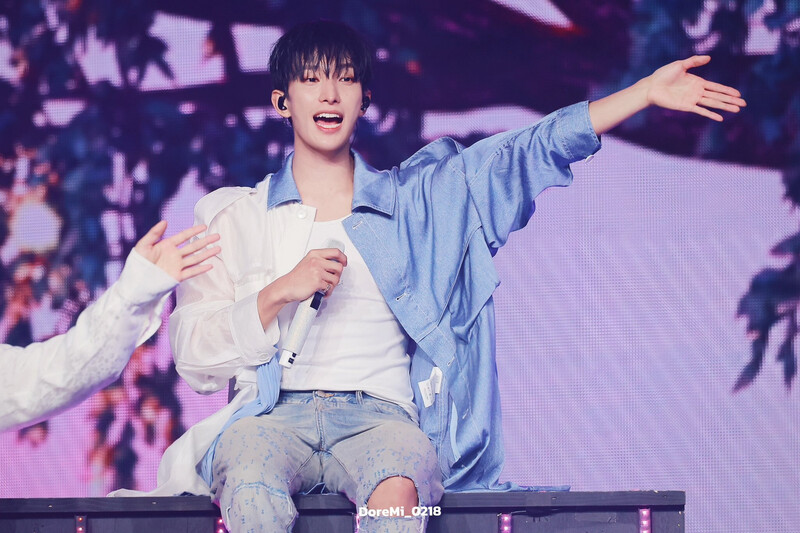 240616 SEVENTEEN DK - 2024 Weverse Con Festival documents 10