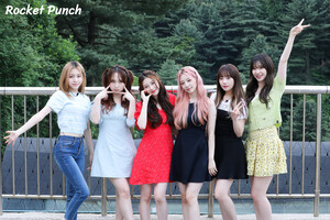 220812 Woollim Naver Post - Rocket Punch - RCPChoice2