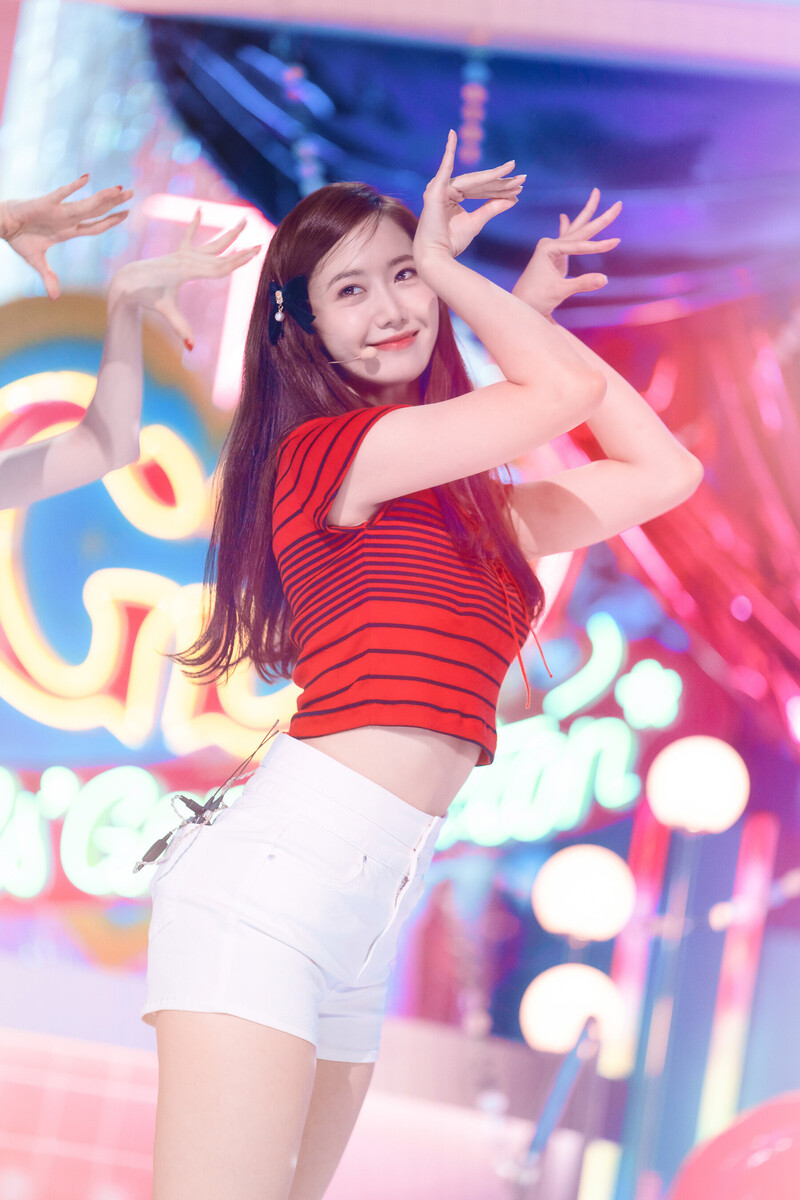 220821 Girls' Generation Yoona - 'FOREVER 1' at Inkigayo documents 27