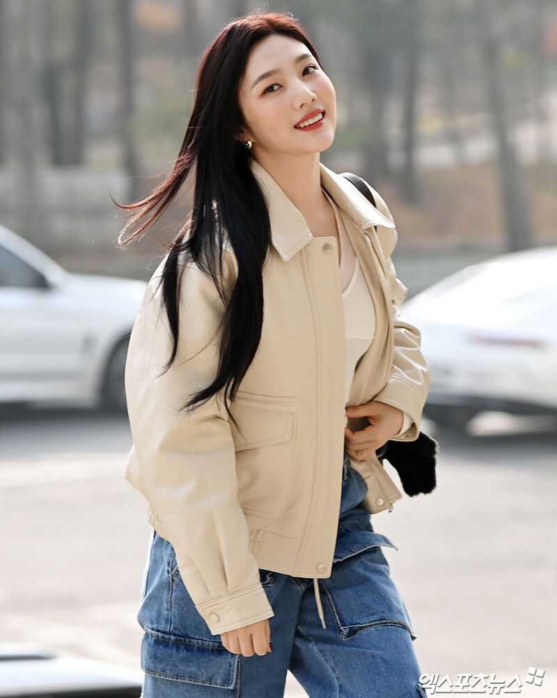 231123 Red Velvet Joy - KBS Music Plaza Commute documents 7