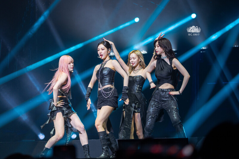 240922 aespa - ‘SYNK : Parallel Line’ Tour in Macau Day 2 documents 3