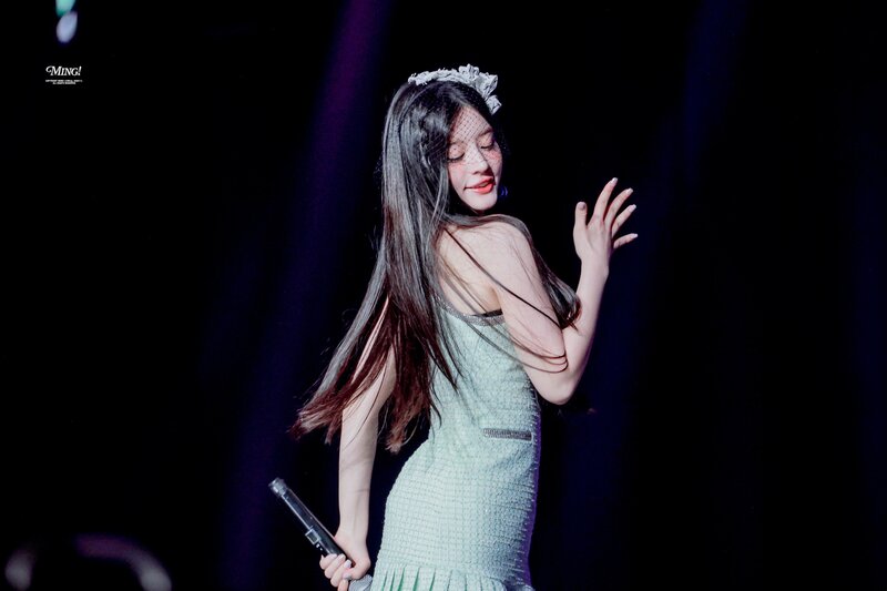 Minju at the 2024 Weverse Concert documents 3