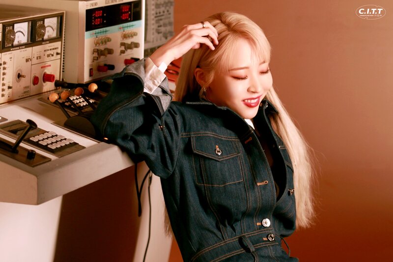 220430 RBW Naver Update - Moon Byul [C.I.T.T (Cheese in the Trap)] Behind documents 4