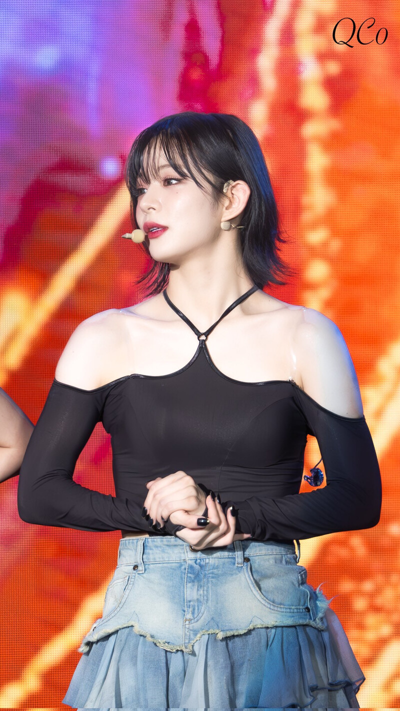 230812 fromis_9 Chaeyoung - Daejeon Midnight Festival documents 1