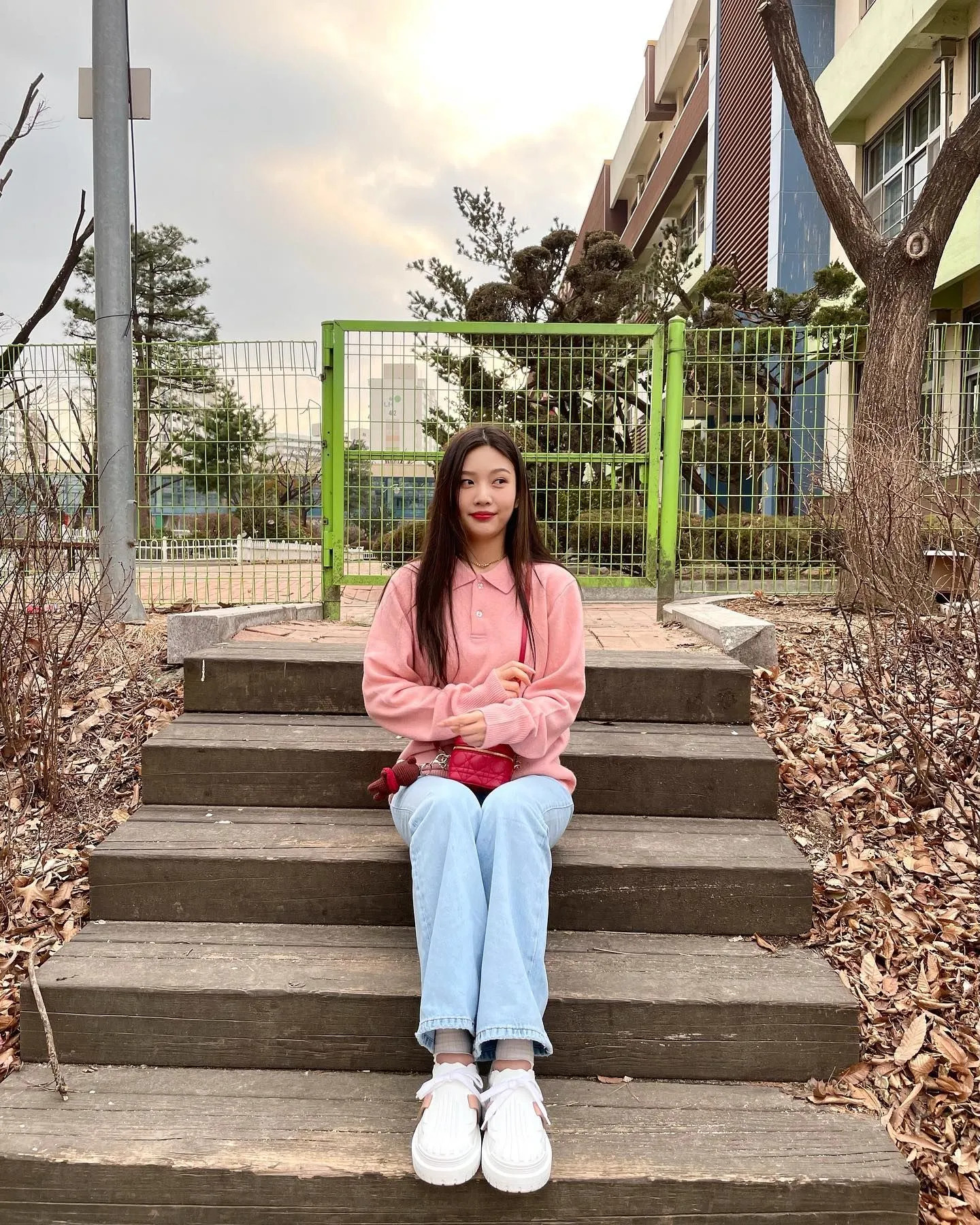 210210 Red Velvet Joy Instagram Update | kpopping