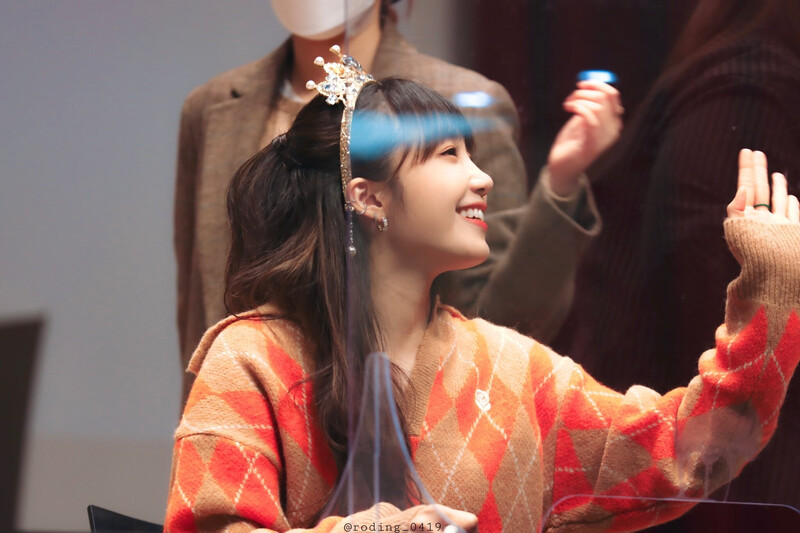 220219 Apink EUNJI at fansign event documents 8