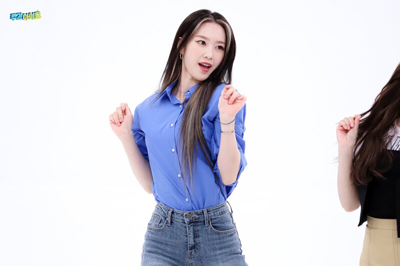220329 MBC Naver - OH MY GIRL at Weekly Idol documents 15
