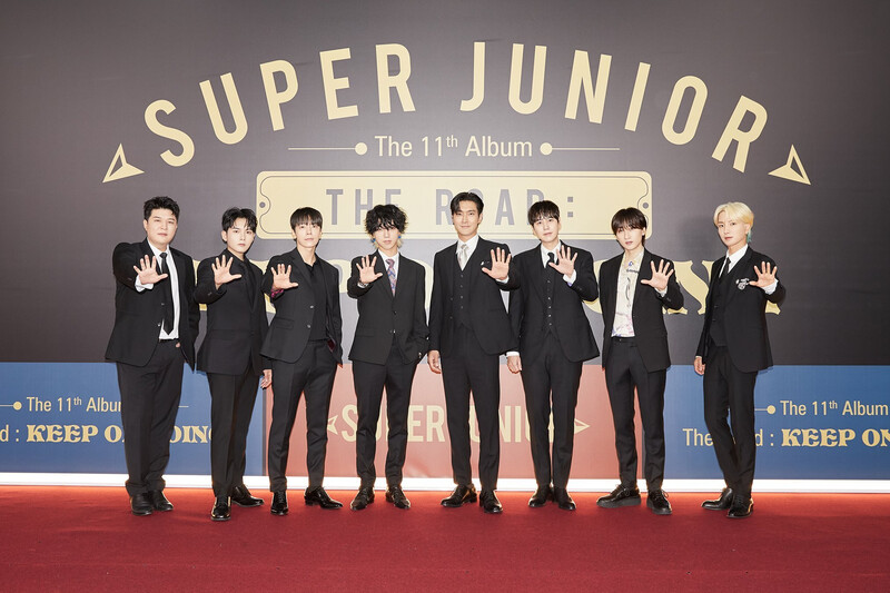 220712 SUPER JUNIOR at 'The Road : Keep on Going' Press Conference documents 1