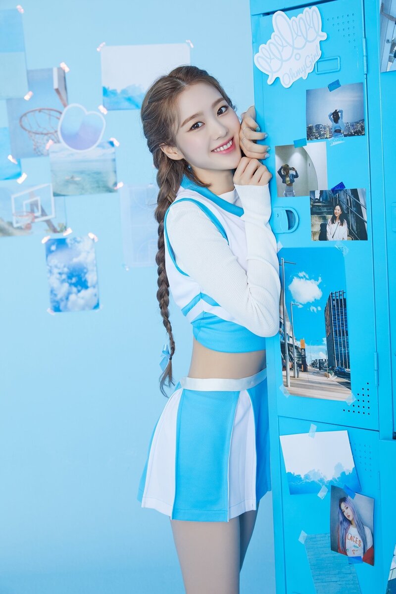OH MY GIRL - Cute Concept 'Blizzard Blue' - Photoshoot by Universe documents 28