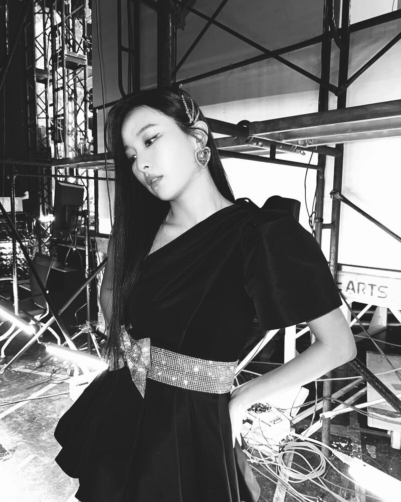 220101 Red Velvet Seulgi Instagram Update documents 3