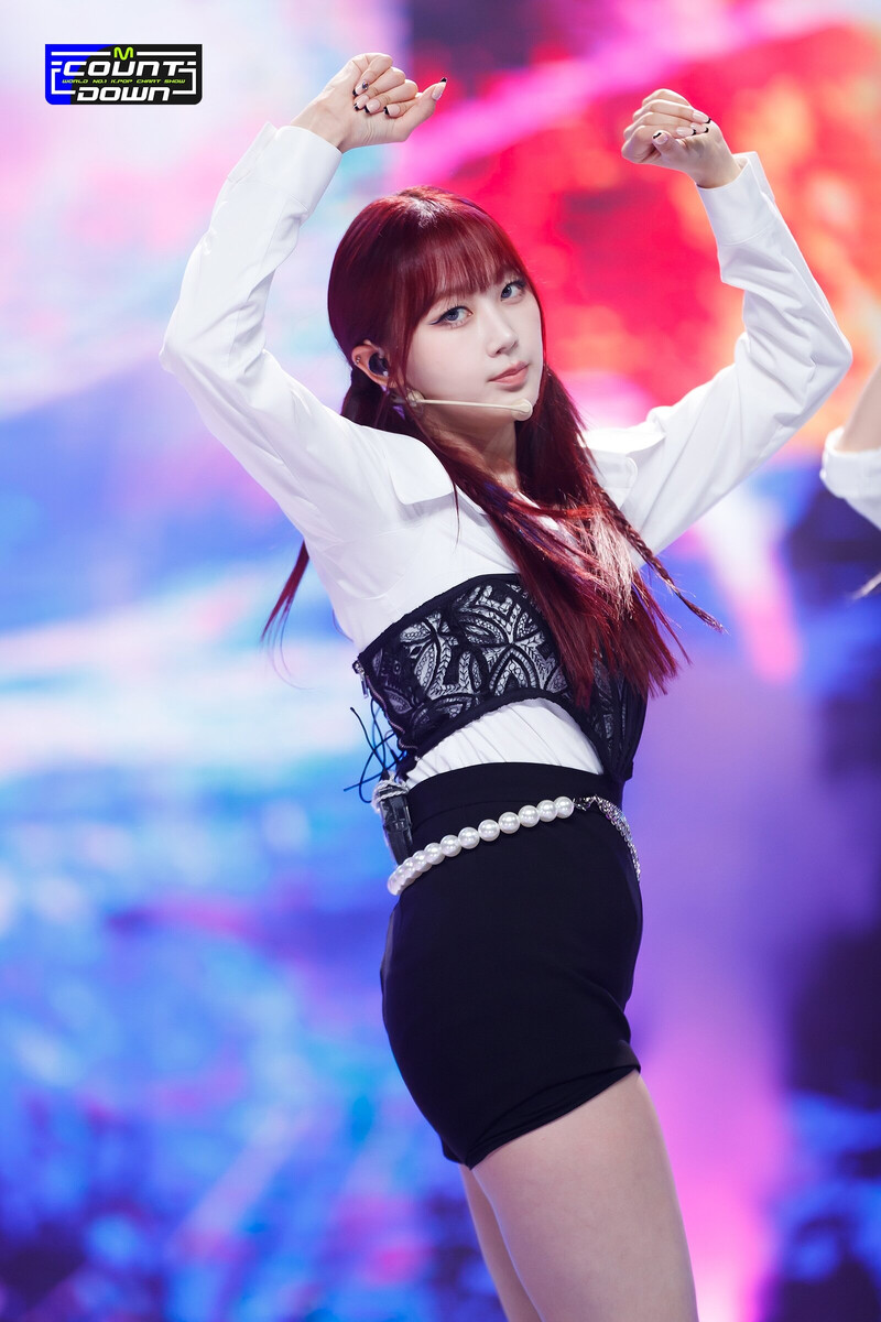 220714 aespa - 'Illusion' at M Countdown documents 13